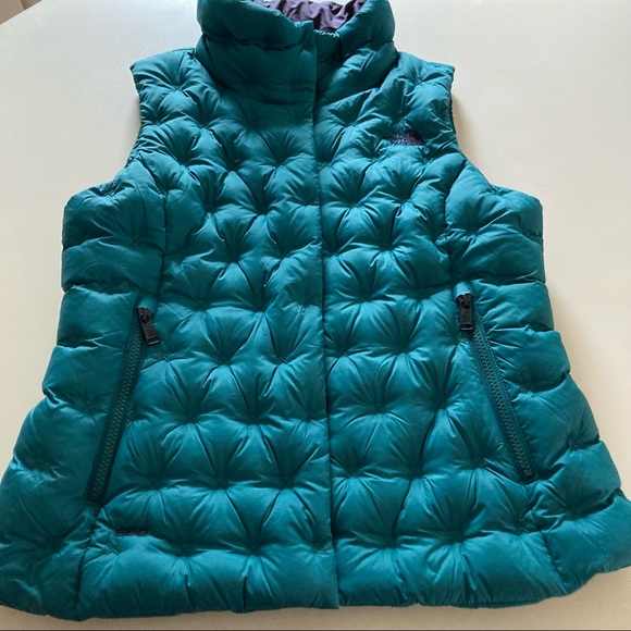 The North Face Jackets & Blazers - The North Face Vest Green 550 Down Insulated puffer